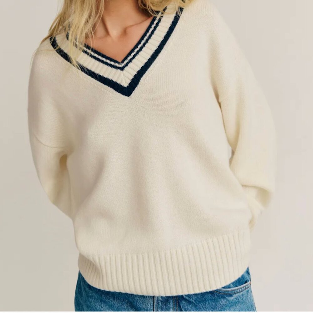 Reformation Jadey Cashmere Oversized V-neck Sweater Size Small NWT